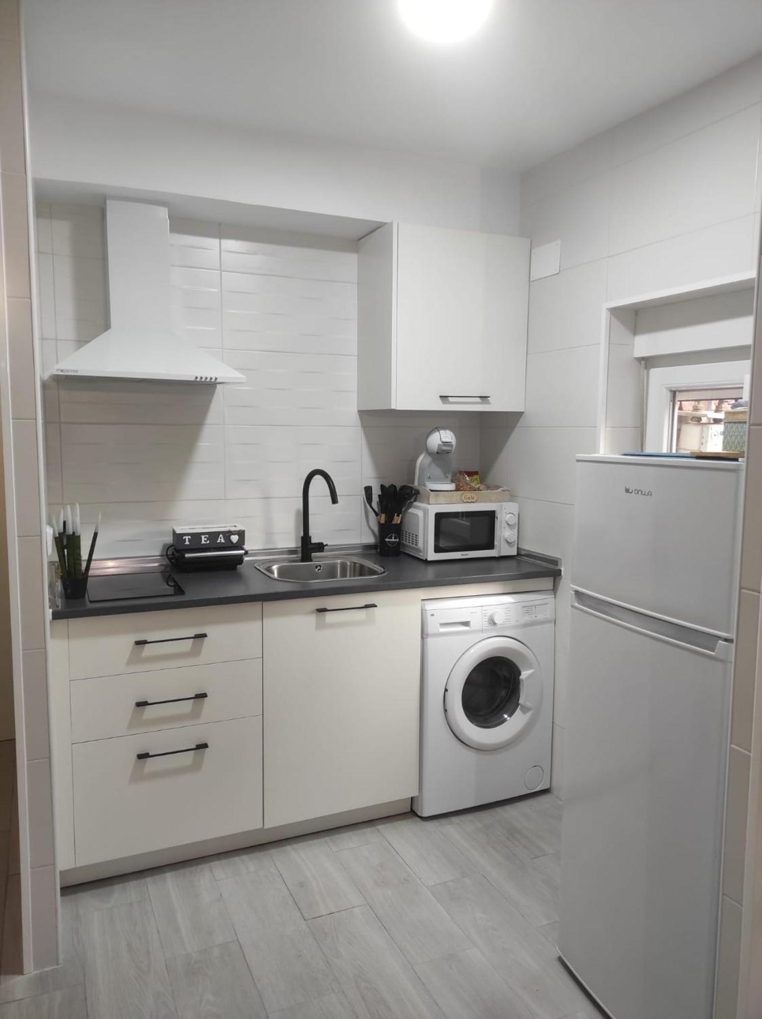 Apartamento En Toledo Ideal Para Visitas A Puy Du Fou Luaran gambar
