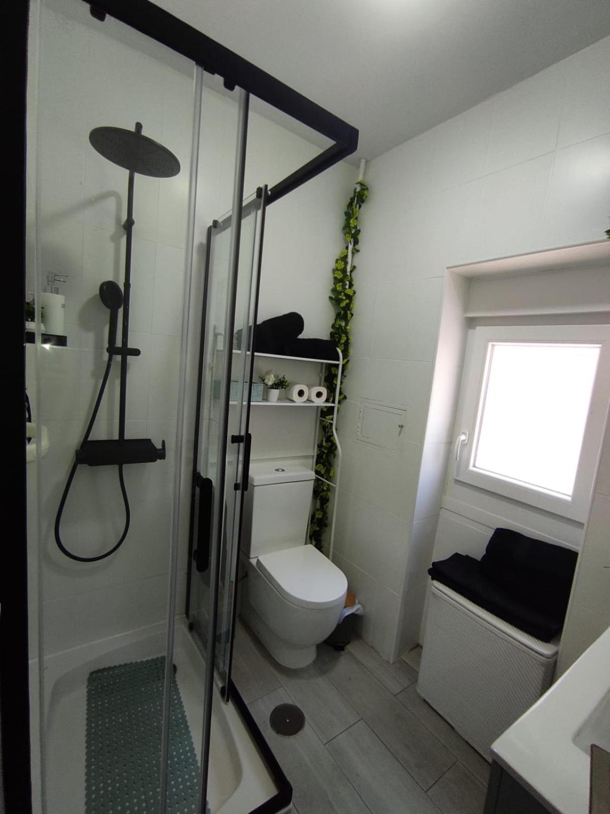 Apartamento En Toledo Ideal Para Visitas A Puy Du Fou Luaran gambar